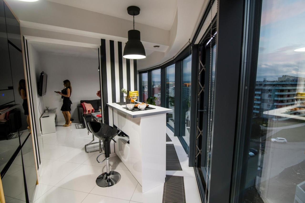 Diamond Apartment